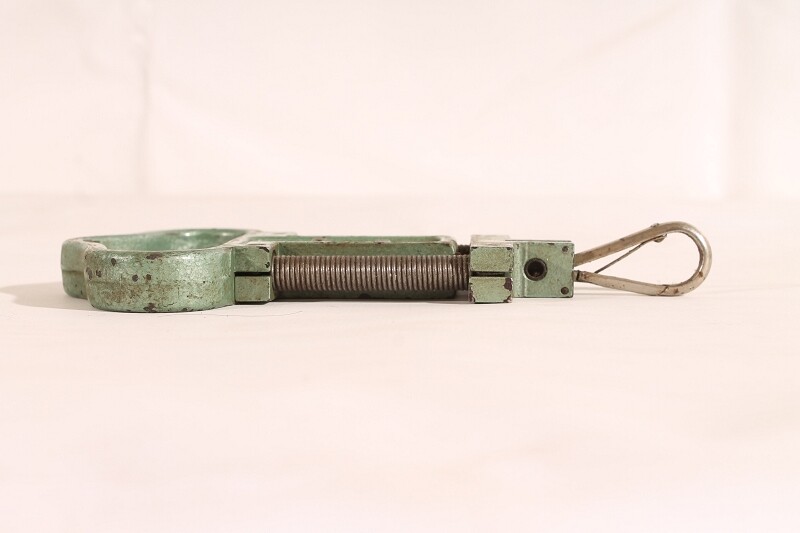 1 Piece Old Spring Scale Freiberger Precision Mechanics Hand Scale Scale