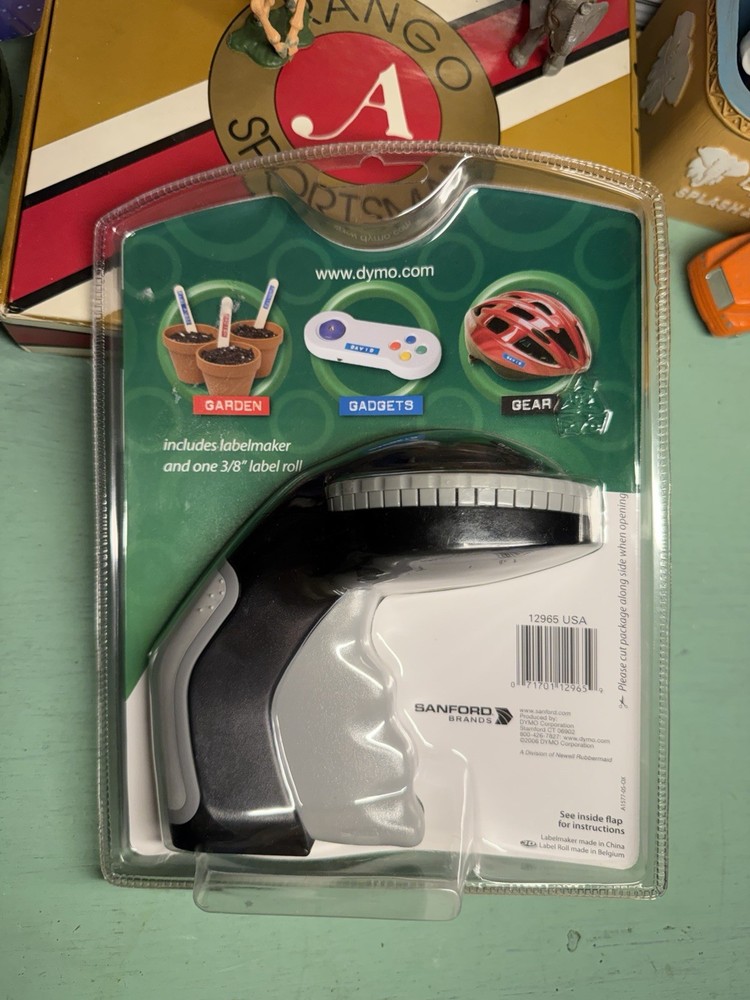 Dymo Embossing Label maker NIB