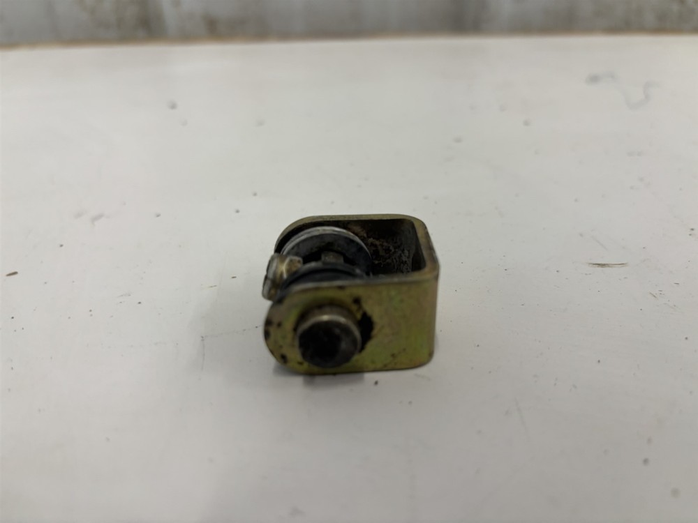 Luscombe Model 8 Vertical Stabilizer Upper Rudder Hing Bracket 18416