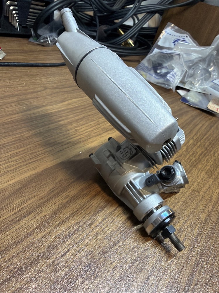 OS Max-35AX Glo Engine b