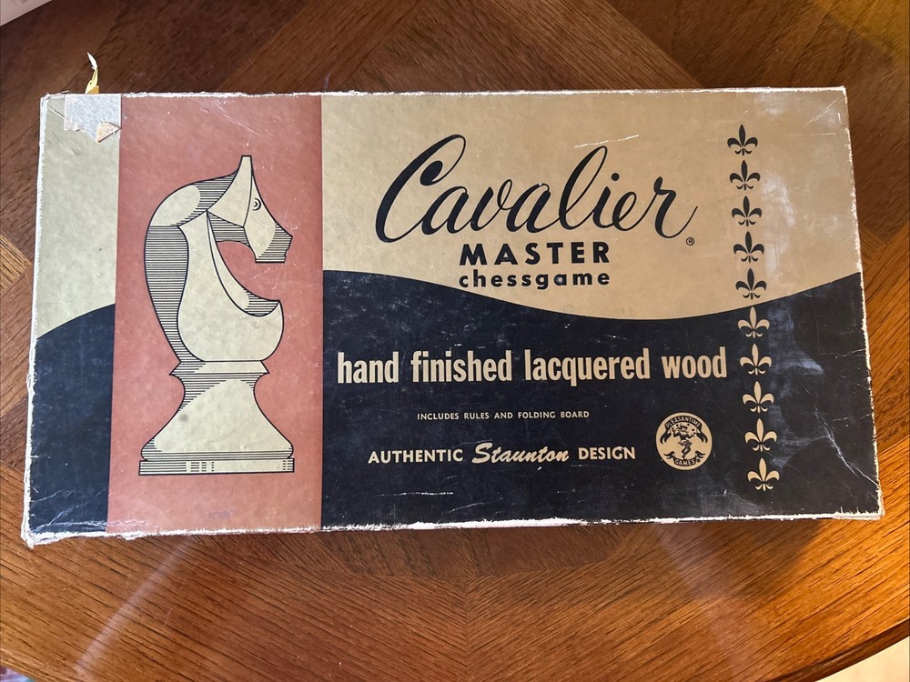 Cavalier Master Chess Game Authentic Staunton Design Hand Finished CIB