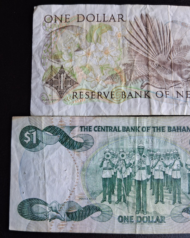 TWO DOLLAR BILLS Queen Elizabeth 1974