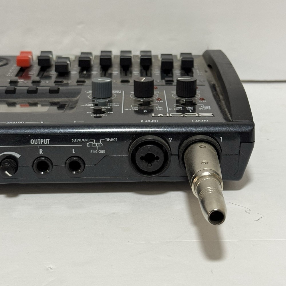 ZOOM R8 Multitrack 8 Track Digital Recorder
