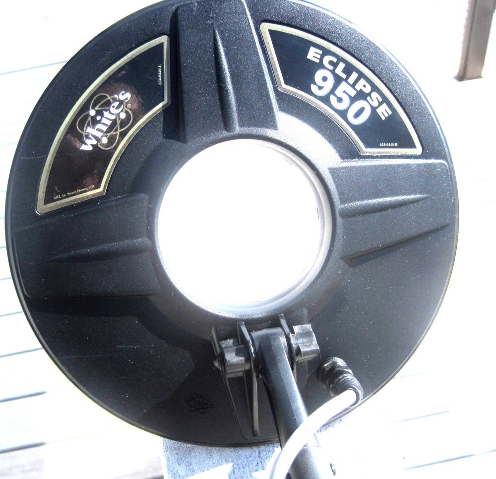 2011 Whites VX-3 Multi-Frequency Metal Detector Plus Hard Case! read description