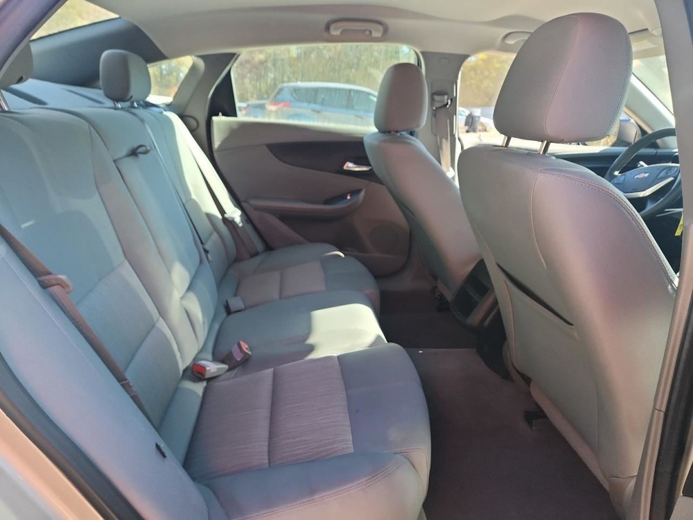 IMPALA 2014 Glove Box 4896397