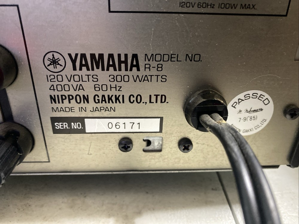 Yamaha Natural Sound Receiver Model R8- Works with issues
