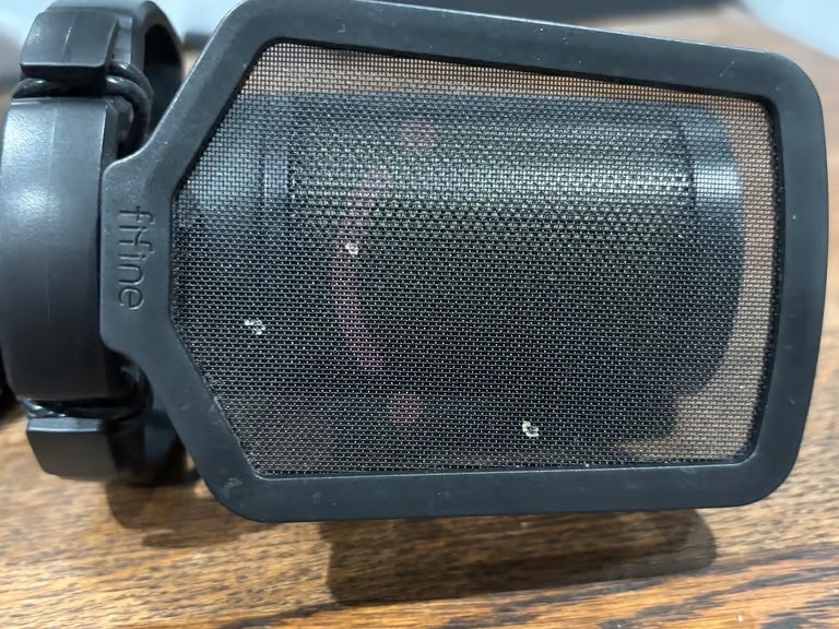 USED: Fifine A6V Gaming Microphone