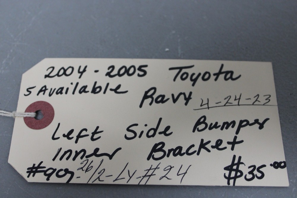 2004 2005 TOYOTA RAV4 LEFT SIDE INNER FRONT BUMPER BRACKET