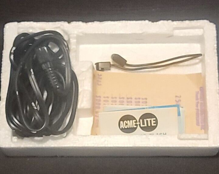 Vintage Acme Lite 228a Solid State Electronic Camera Flash 228A Excellent Cond