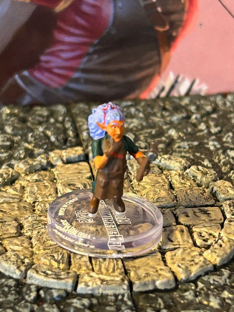 Mount Nevermind Gnome D&D Miniature Dungeons Dragons Dragonlance Shadow tinkerer