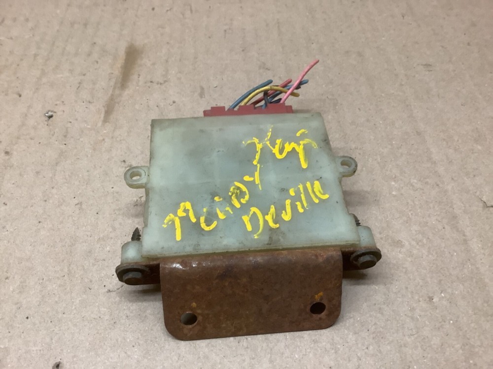 1977 1978 1979 Cadillac Deville OEM Cruise Control Module Sensor 25030501