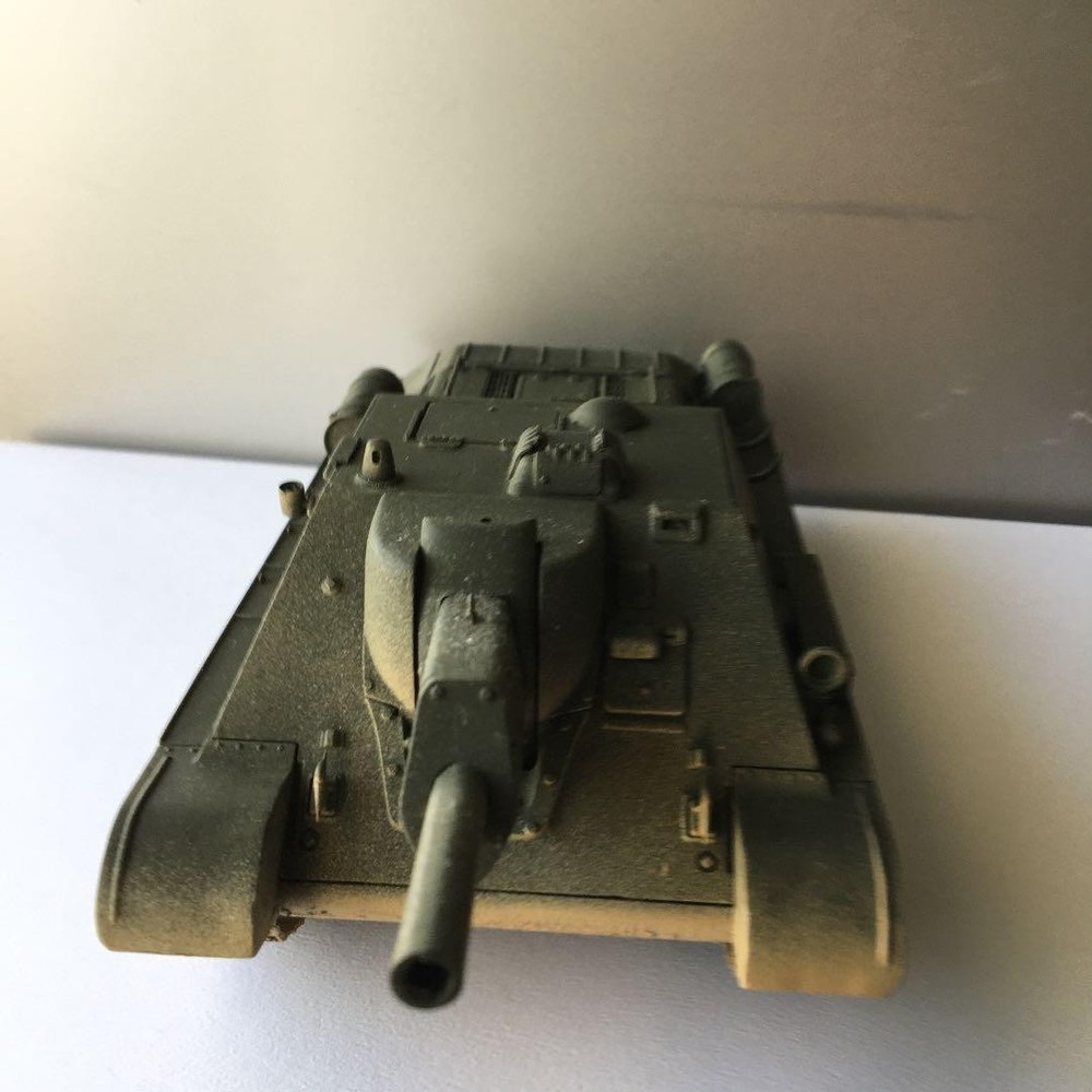 Assembled Su 122 Soviet Tank Destroyer 1/35 Japan
