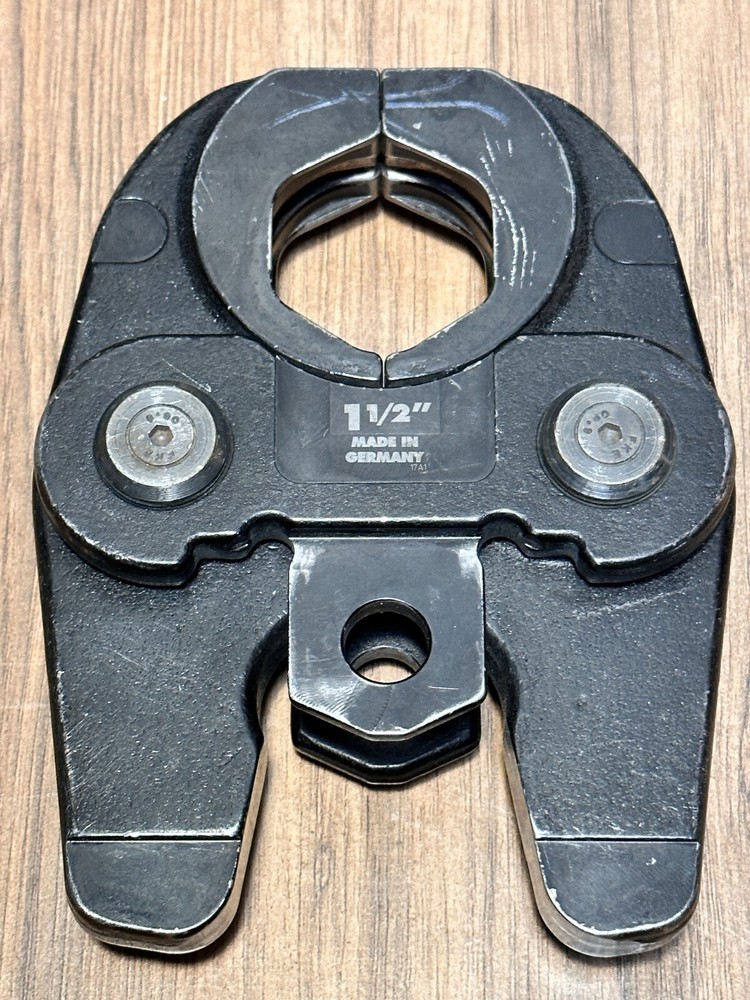 DEWALT 1 1/2 Copper Press Jaw