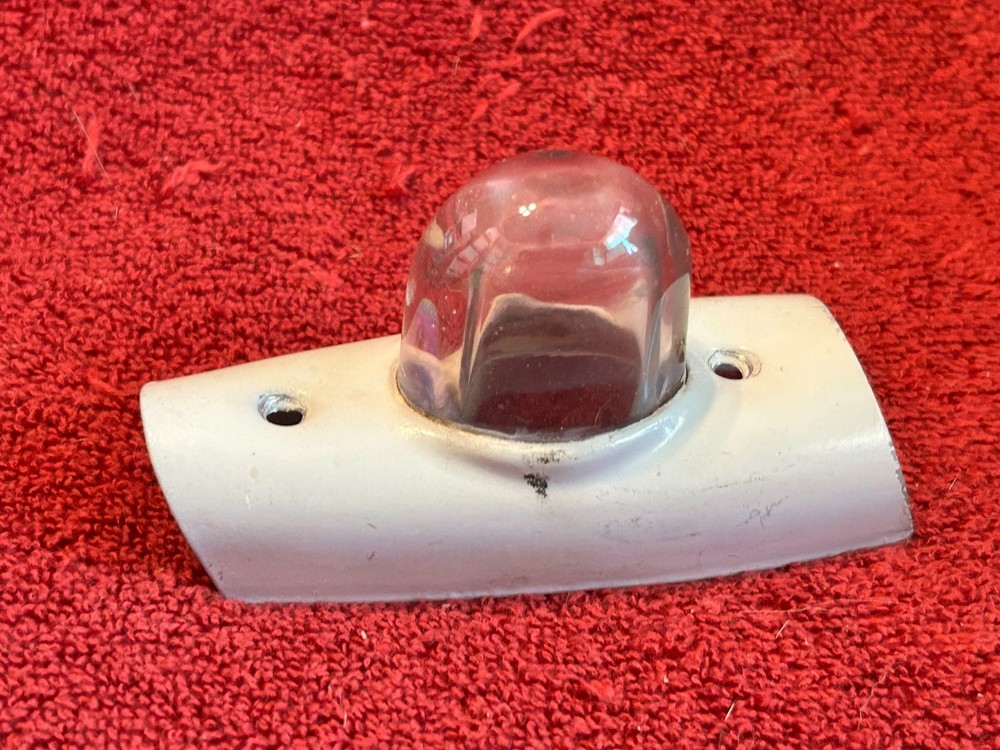 LENS AND SHIELD FOR AIRCRAFT NAVIGATION POSITION LIGHT