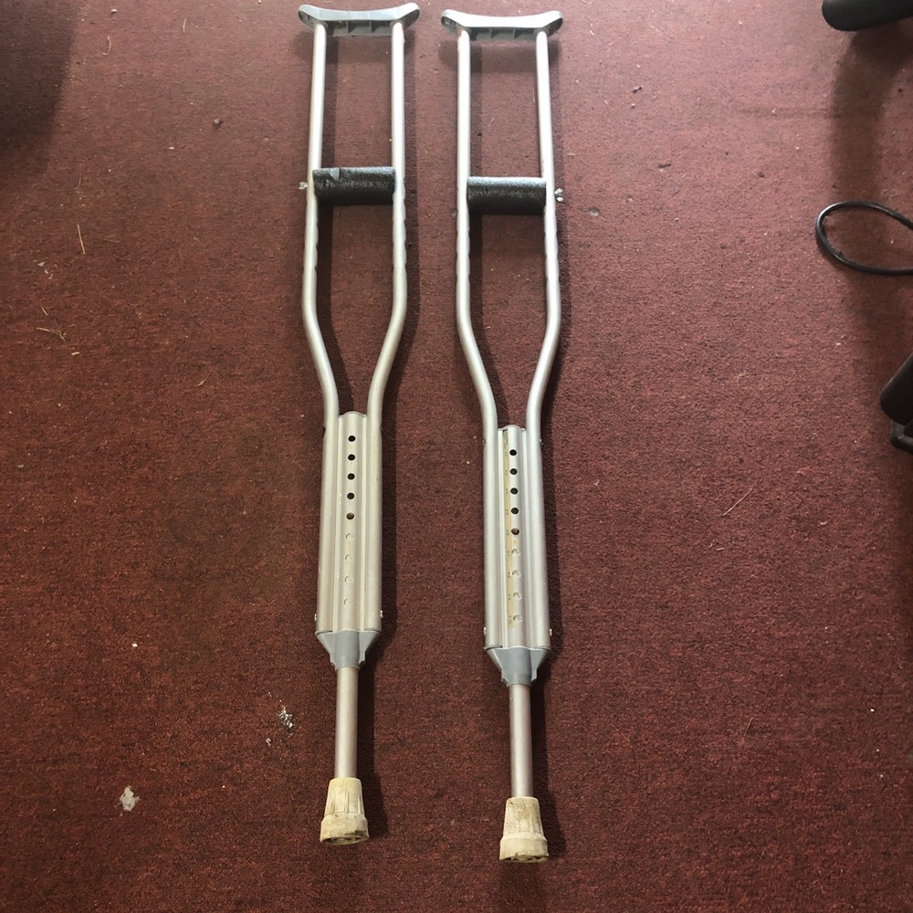 Aluminum Crutches￼