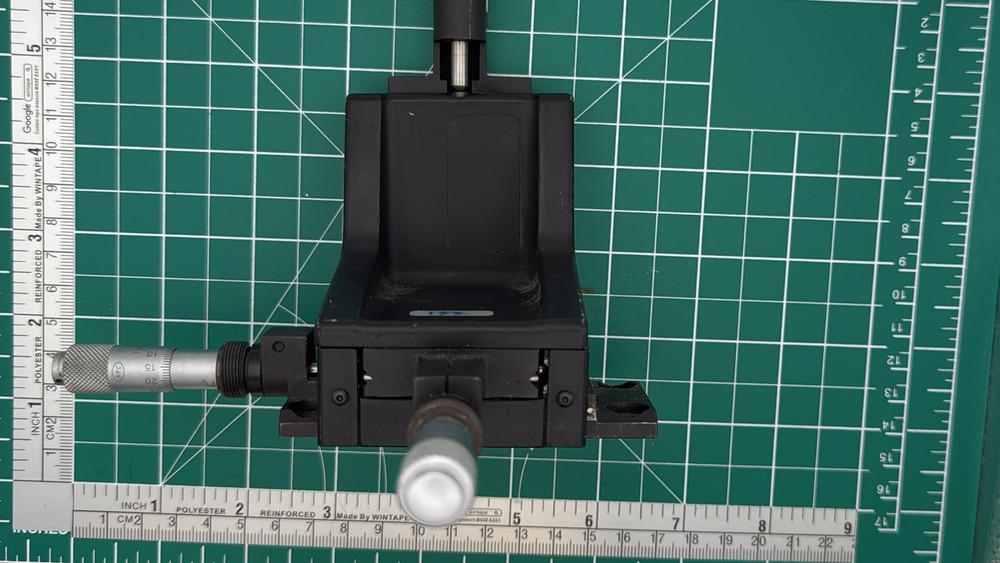 Newport 460 XYZ 3 Axis Micrometer Stage