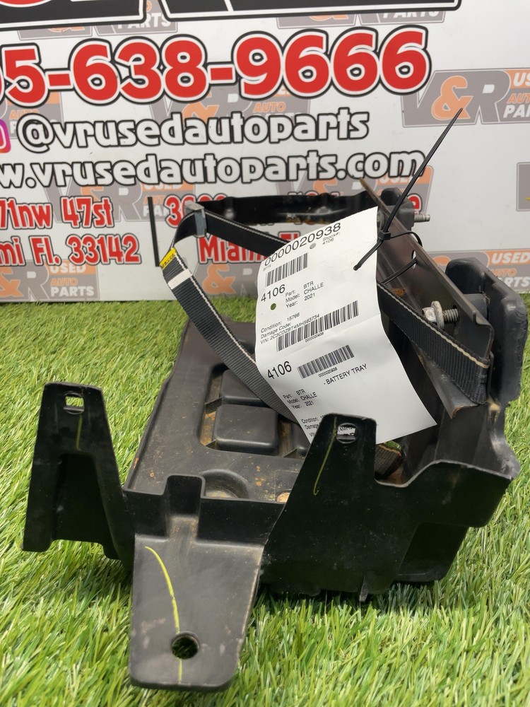 ✅ 2021 DODGE CHALLENGER Battery Tray OEM