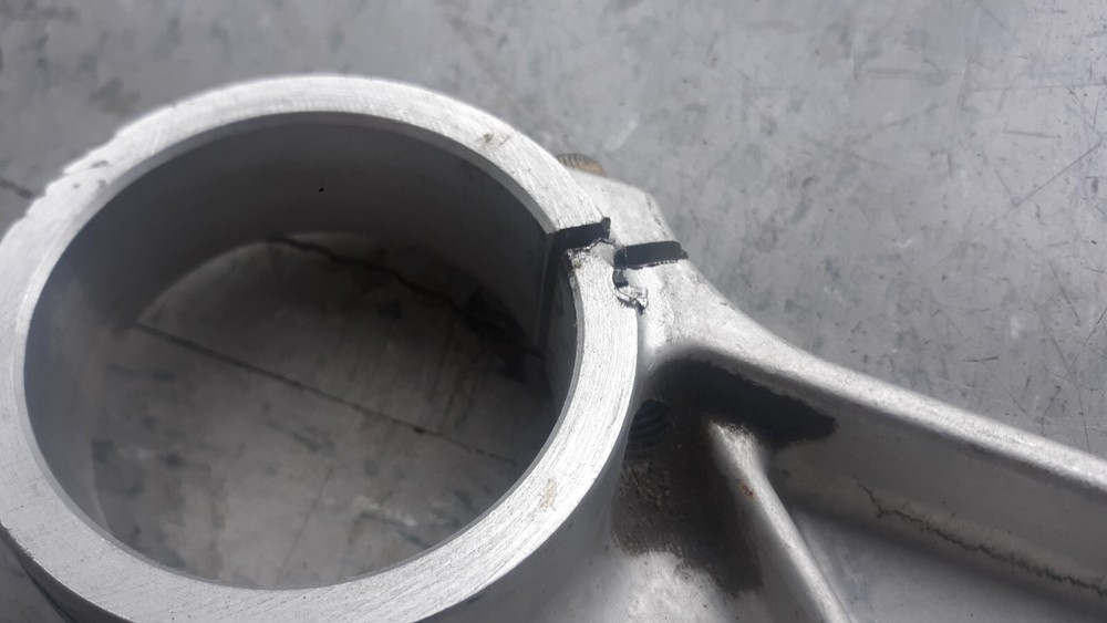 01 Ducati 996 upper triple clamp w/damper