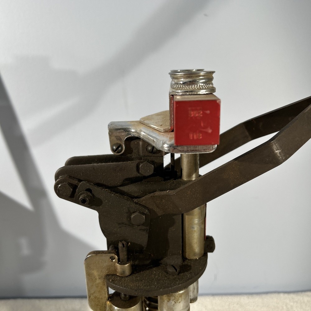 MEC 600 Jr 12 Gauge (based On MEC Color Coding And Size) Reloading Press