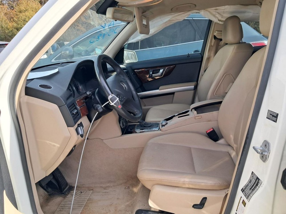 GLK350 2010 Glove Box 4865423