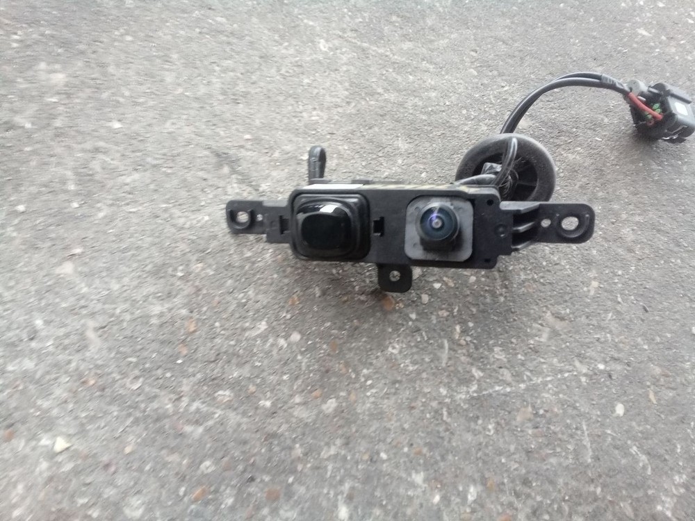 K4        2025 Camera/Projector Trunk/Lid Mounted 368363