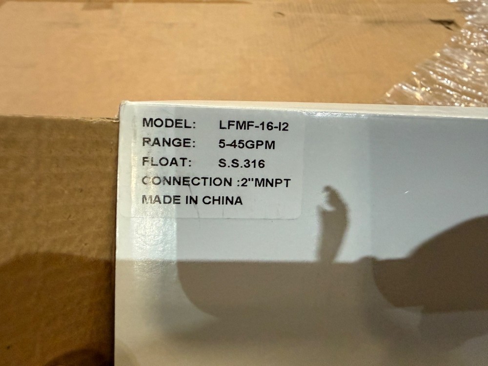 DWYER INSTRUMENTS Polycarbonate Flowmeter LFMF-16-I2