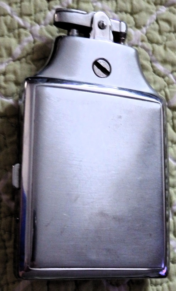Ronson Mastercase Cigarette Lighter With Built-In Cigarette Case
