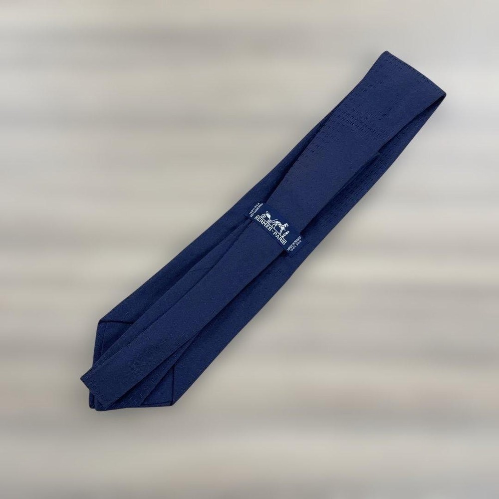 Hermes Navy Silk Tie Unisex Classic Solid Necktie Used