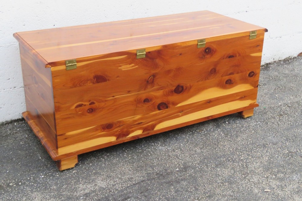 Solid Cedar Hope Chest Blanket Trunk Bench 6175