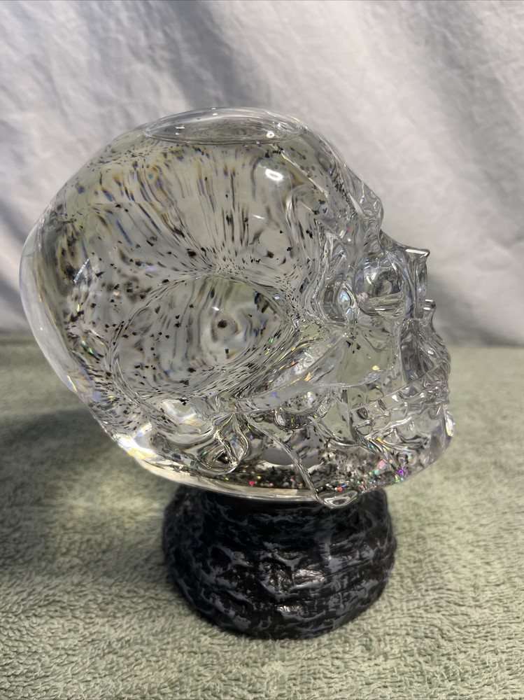 Halloween Crystal Skull LED Lighted Snow Globe. Automatic Glitter Shaking. S4