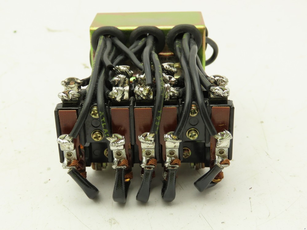 Hart-Advance 33BAC25D1 Plug In Relay