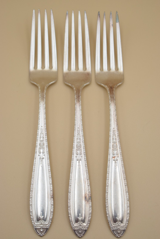 17pc Alvin Louisiana Flatware Set Knife Dinner Fork Teaspoon