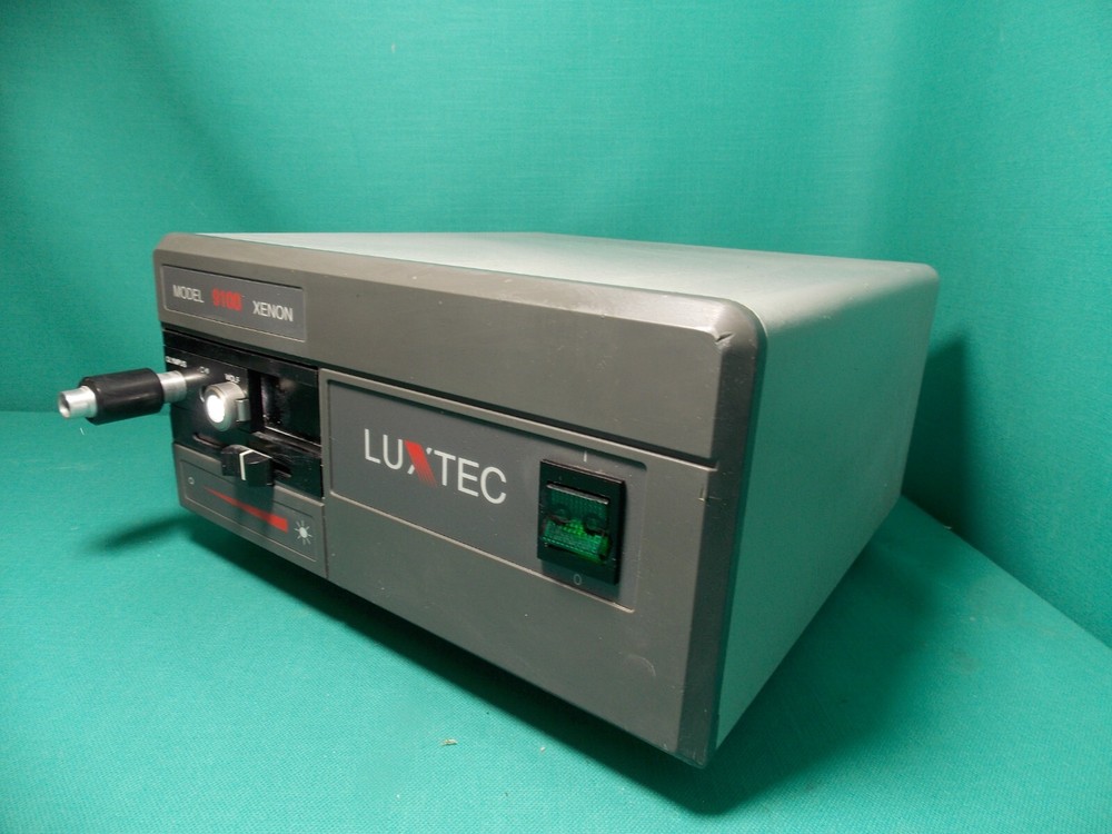 LUXTEC MODEL 9100 XENON LIGHT SOURCE (LAM-2392)