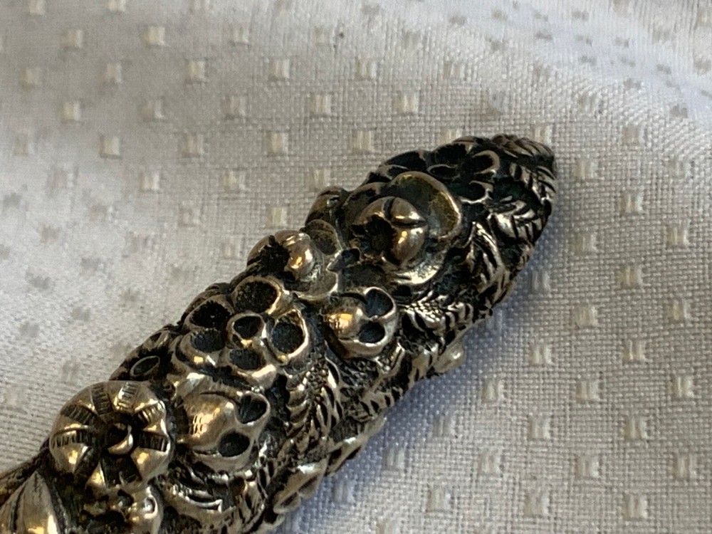 Antique Sterling Silver Handled Button Hook Lace Puller Floral Repousse Design