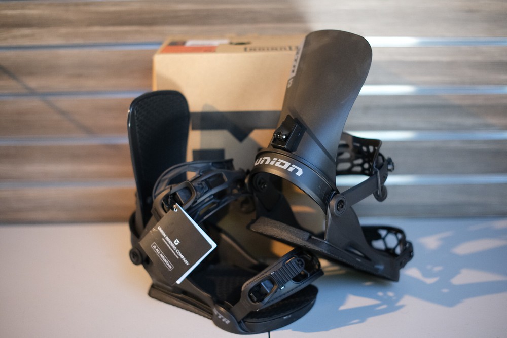 Union STR Snowboard Binding Black Small