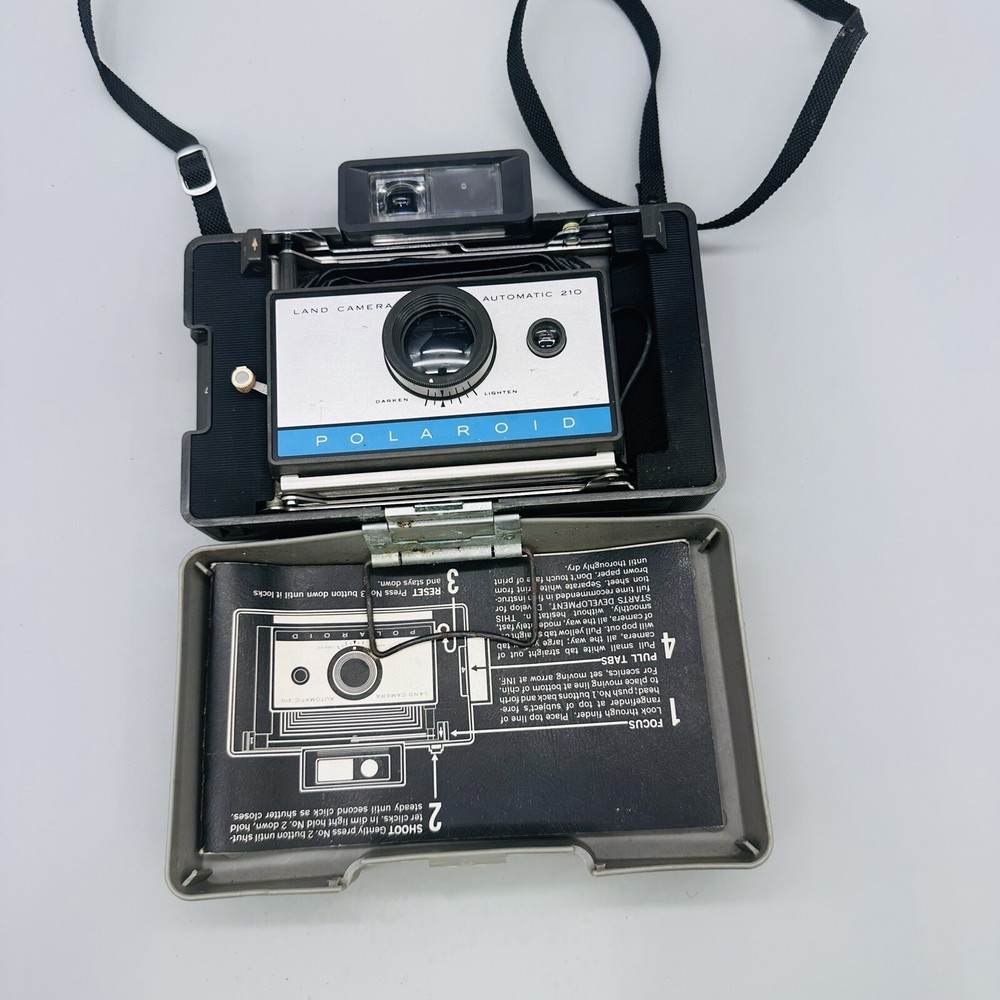 Polaroid Automatic 210 Silver Black Manual Focus Land Camera With Case