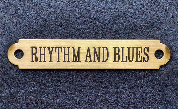 HALTER PLATE XLARGE Solid Brass Custom Engraved Horse ID Name Tag .032"