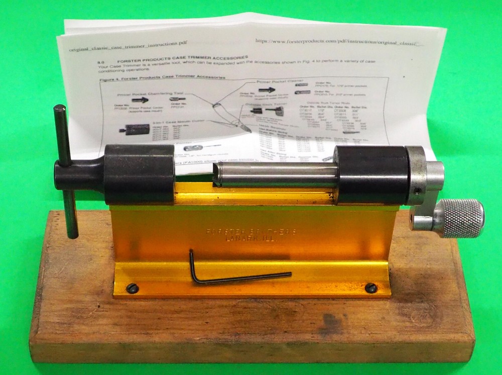 Forster "Original" Case Trimmer-(CT1010)-Mounted