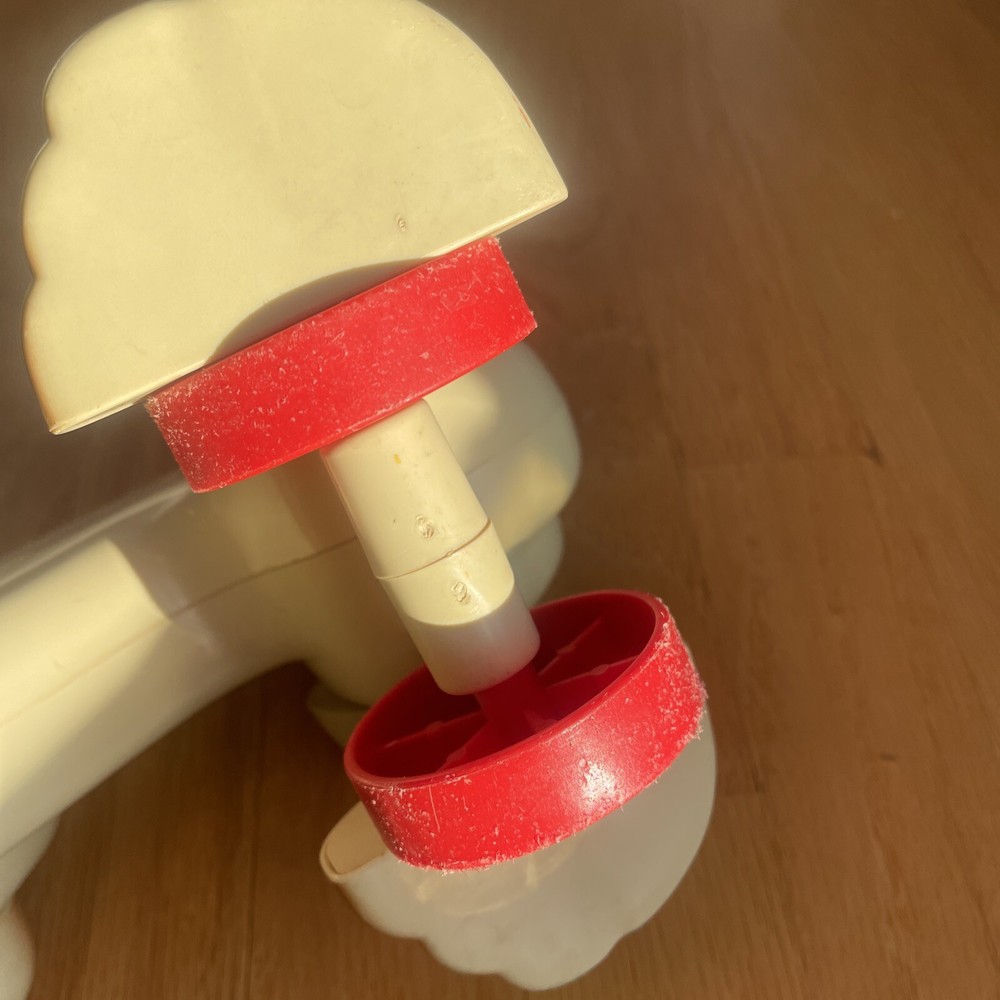 Vintage 1970s Hasbro Digger The Hound Dog Sleuth Detective Pull String Toy