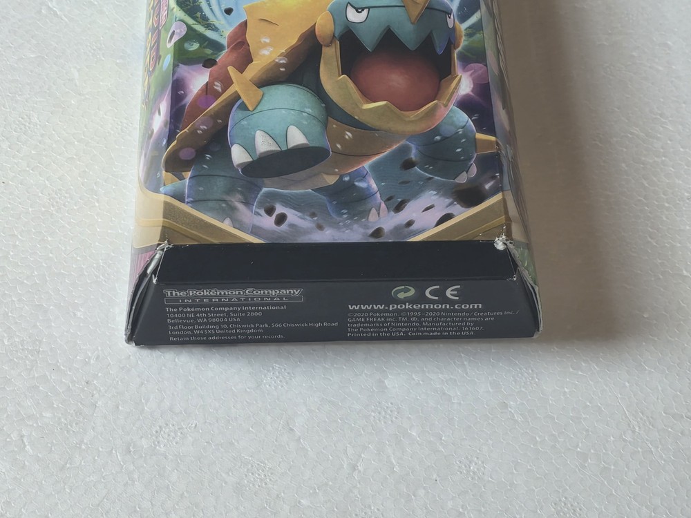 2020 Vivid Voltage Charizard And Drednaw Theme Decks Bundle