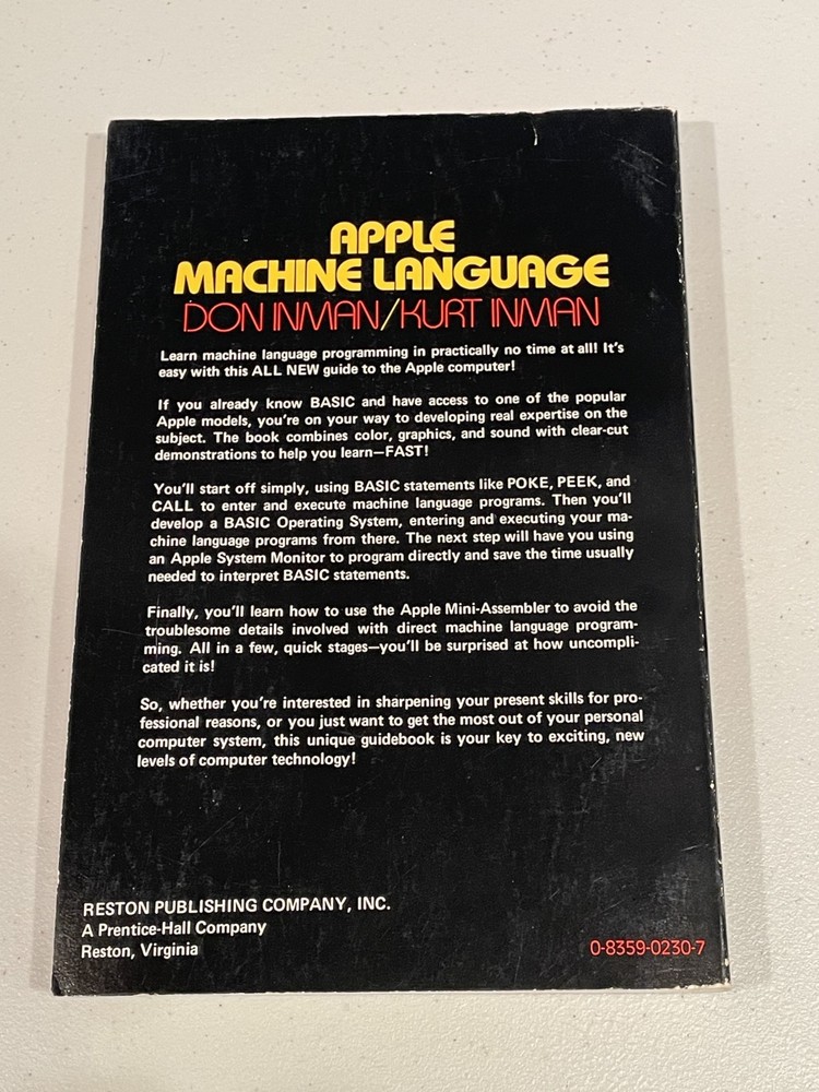 Apple Reference Manuals Lot of 4 - AppleSoft, DOS, Ref Manual, Machine Language