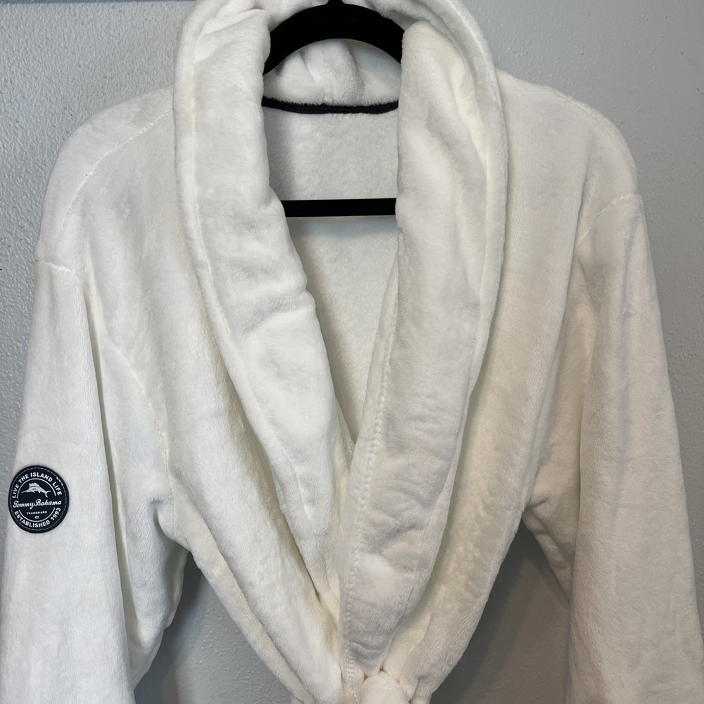 Tommy Bahama Plush Spa Robe
