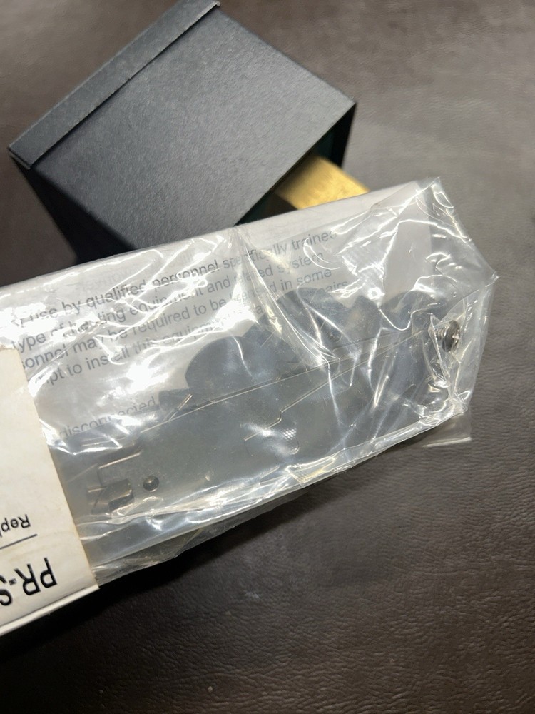 OEM Authentic Raypak 007142F Replacement Industrial Flow Switch Kit With Paddles