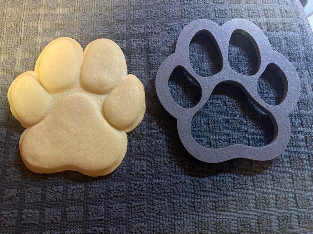 Dog paw Cutter 4 in