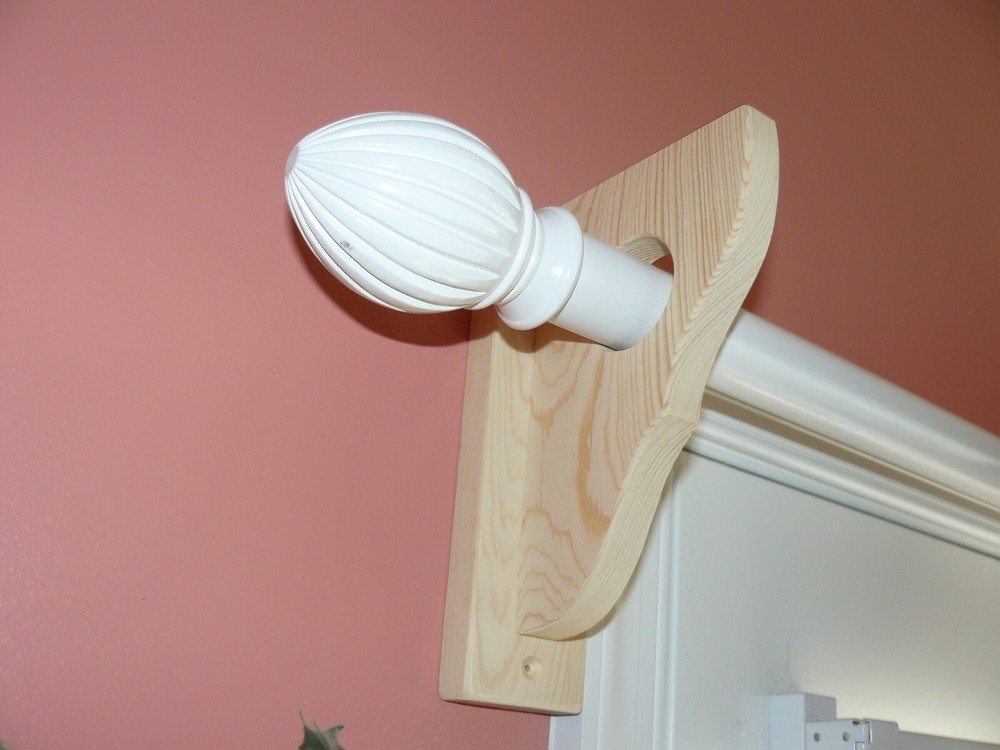 Decorative Wall Brackets with Rod Holder
