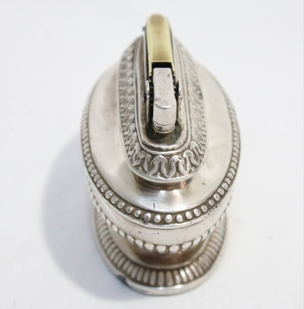 Vintage Silver Plate Ronson "QUEEN ANNE " Table Lighter Working Condition