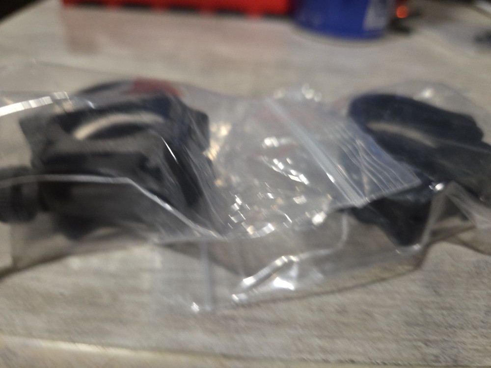 weaver Low 1" Rings 2 strap 4 bolt