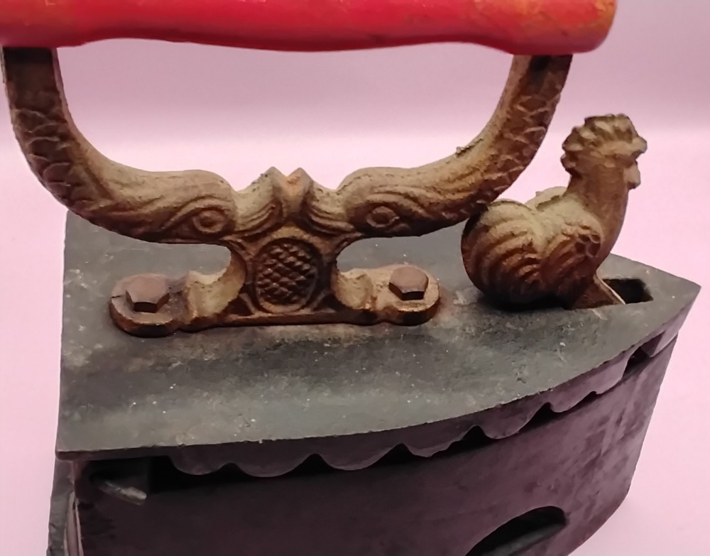 Vintage Charcoal/Coal Cast Iron With Red Handle & Chicken Latch