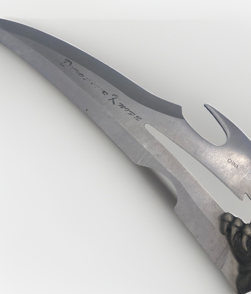 15” Dinosaur/Reptile Handled Fantasy Typhoon Hook Dagger