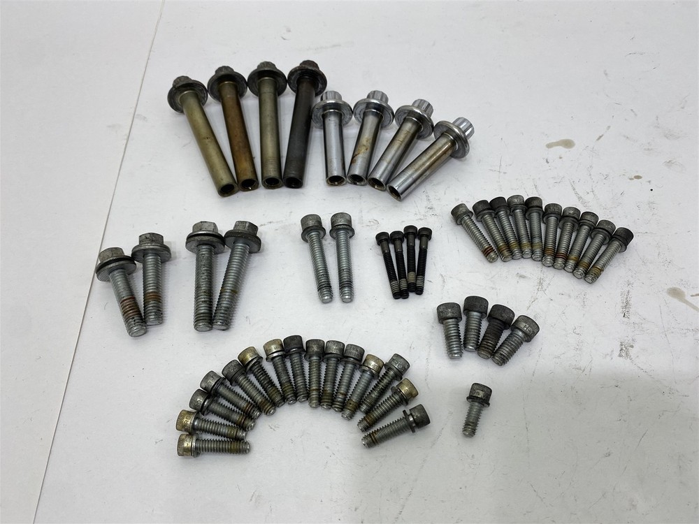 Harley-Davidson 2015 Road Glide Cylinder Head & Engine Assembly Bolts